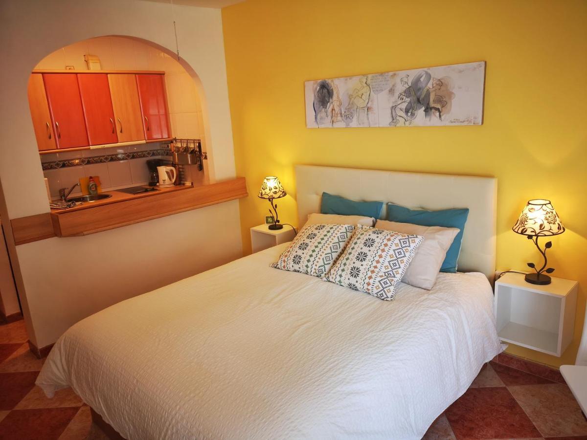Appartement Studio Beso Del Mar à Nerja Extérieur photo